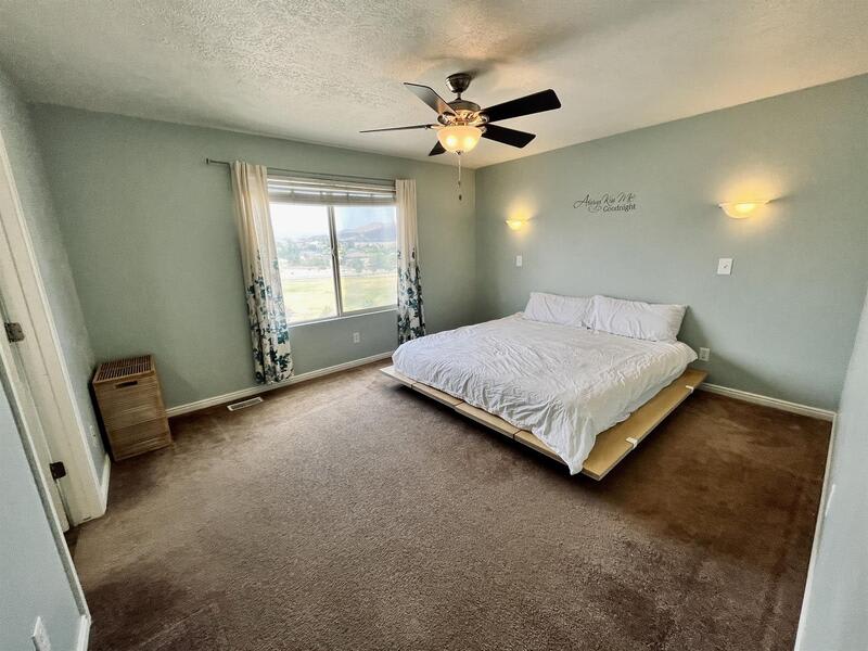 2995 E Lookout Dr – photo 3