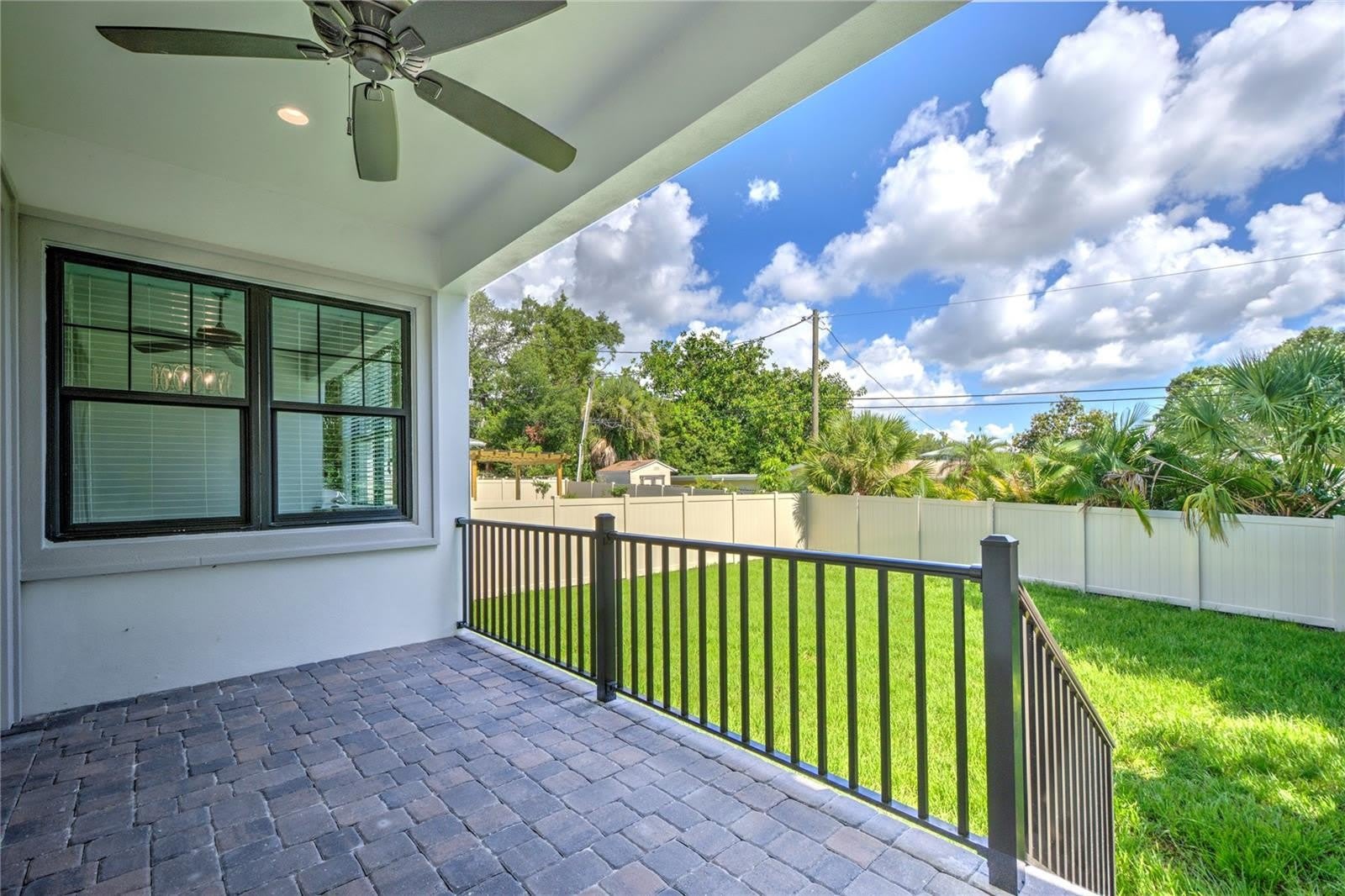 855 39TH Avenue N – photo 4