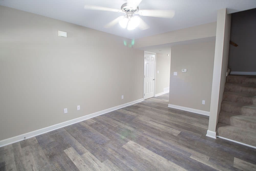 Spacious North Side Townhouse – photo 4