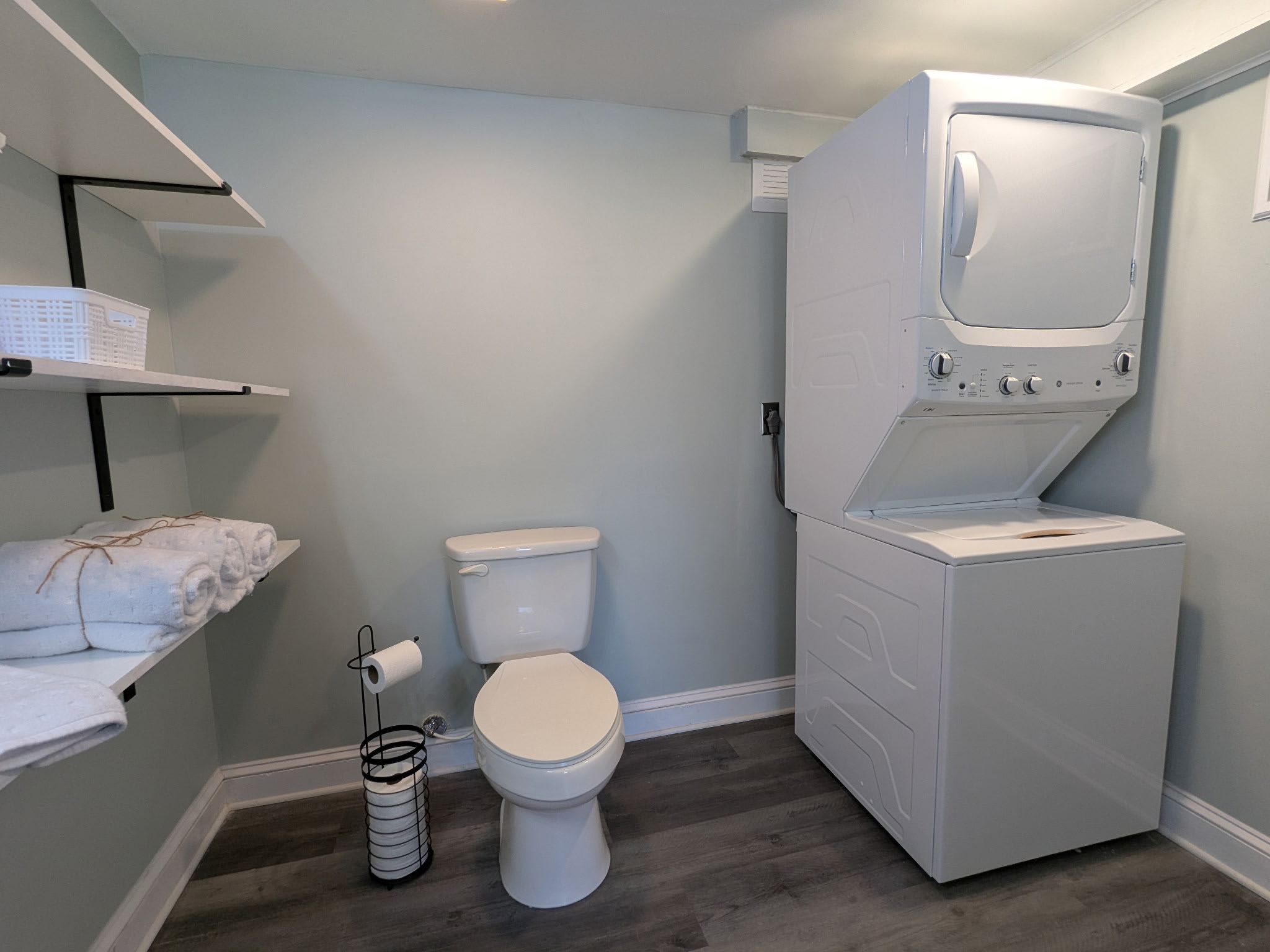 12208 Richmond Street – photo 5