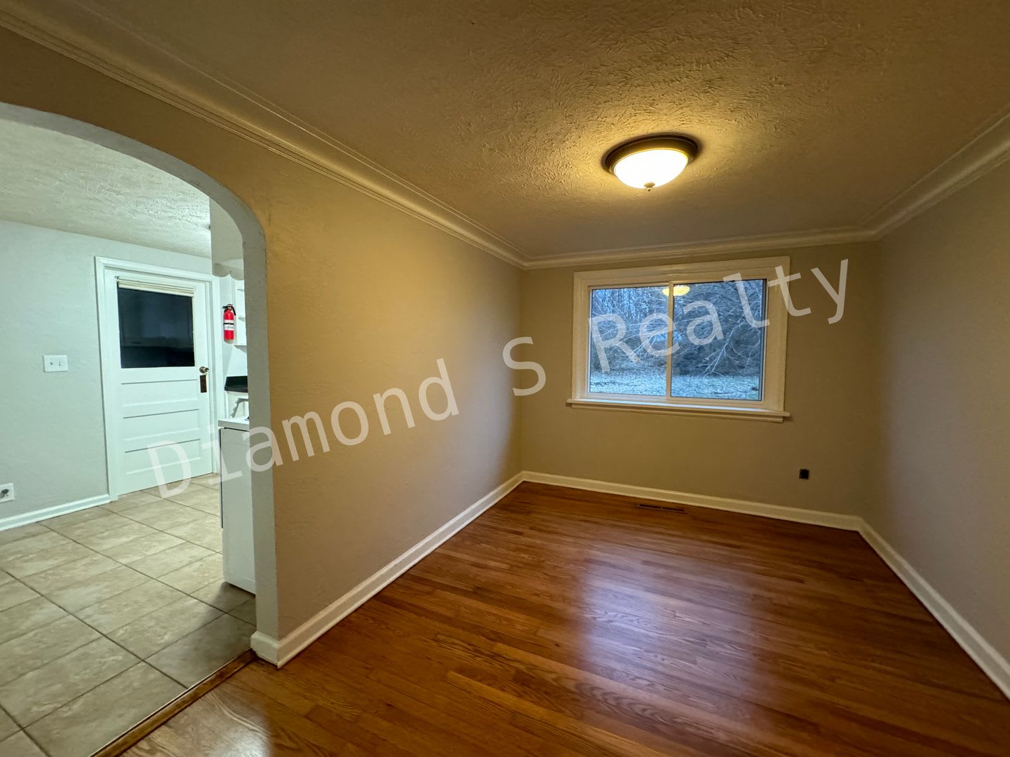 Gorgeous 2 Bedroom Home Available Early July – photo 5