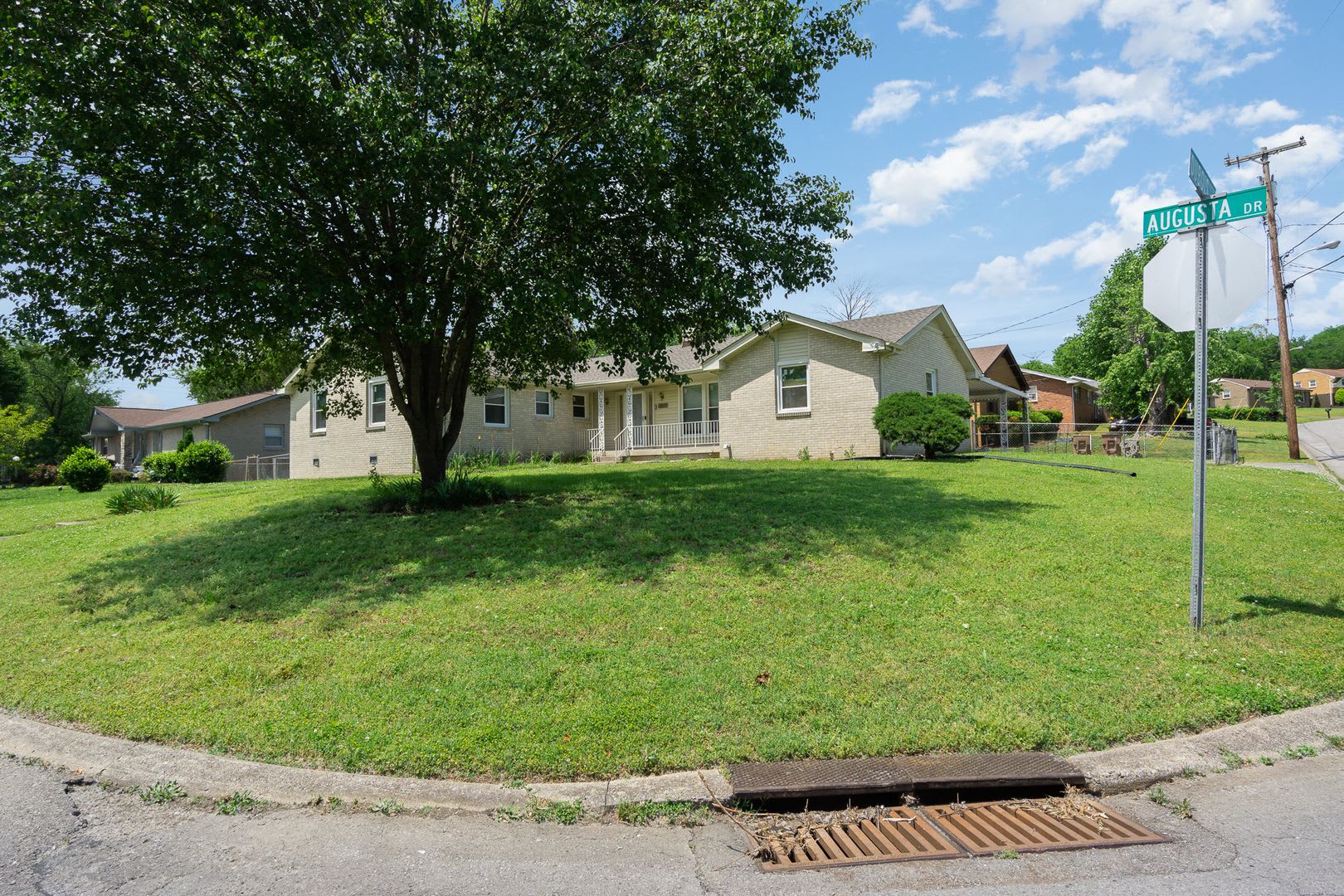 Updated Nashville Ranch for Rent! – photo 2