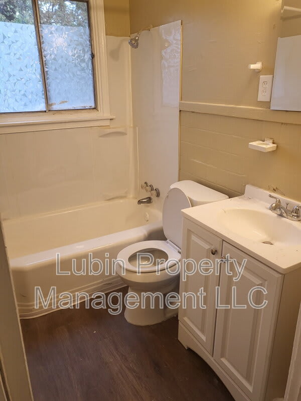 1968 Belmar St – photo 4