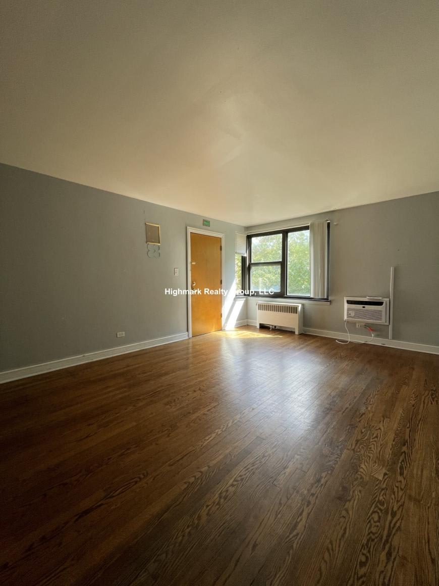 7326 North Ridge Blvd. – photo 2
