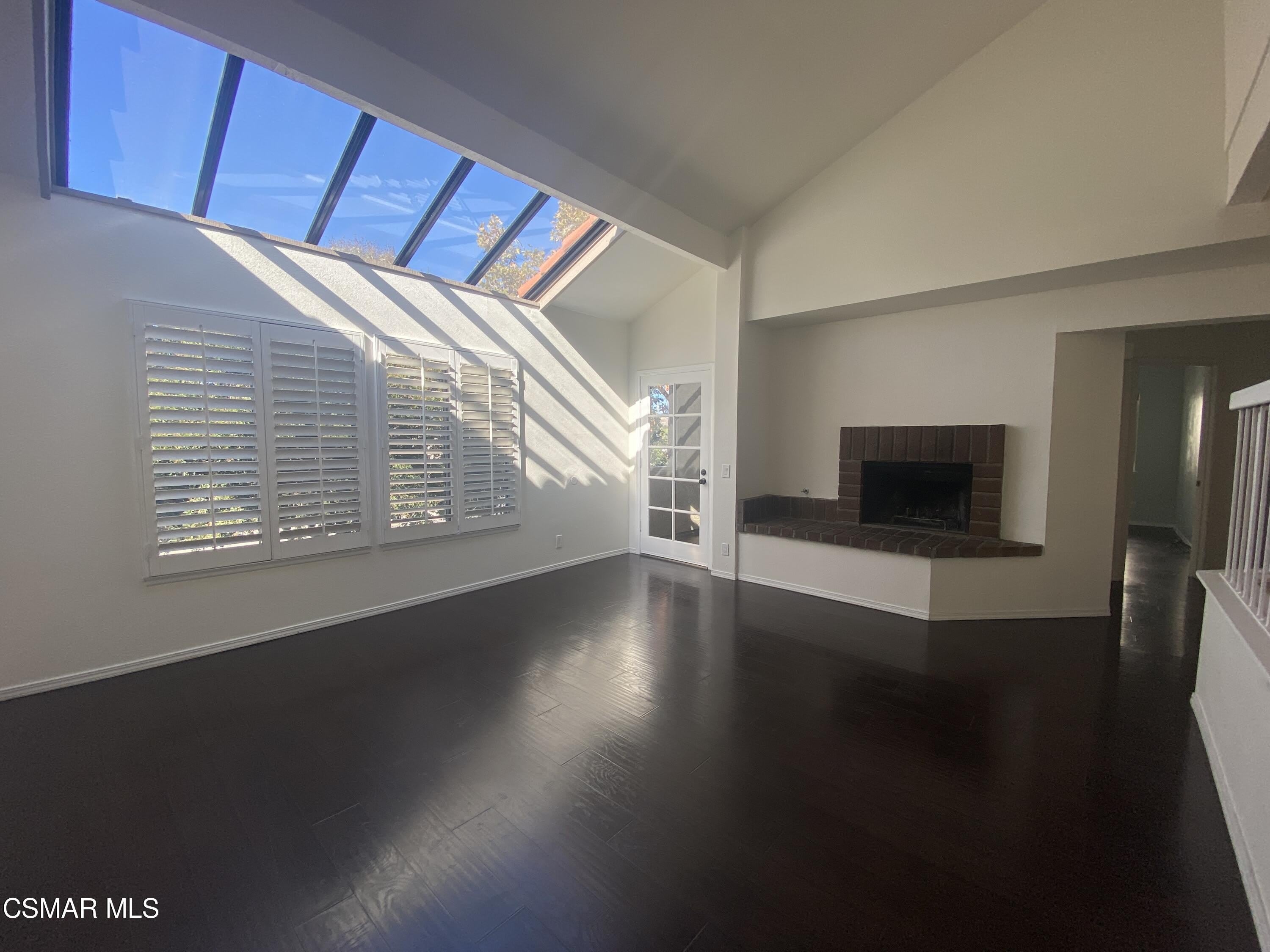 3162 Darby Street – photo 5