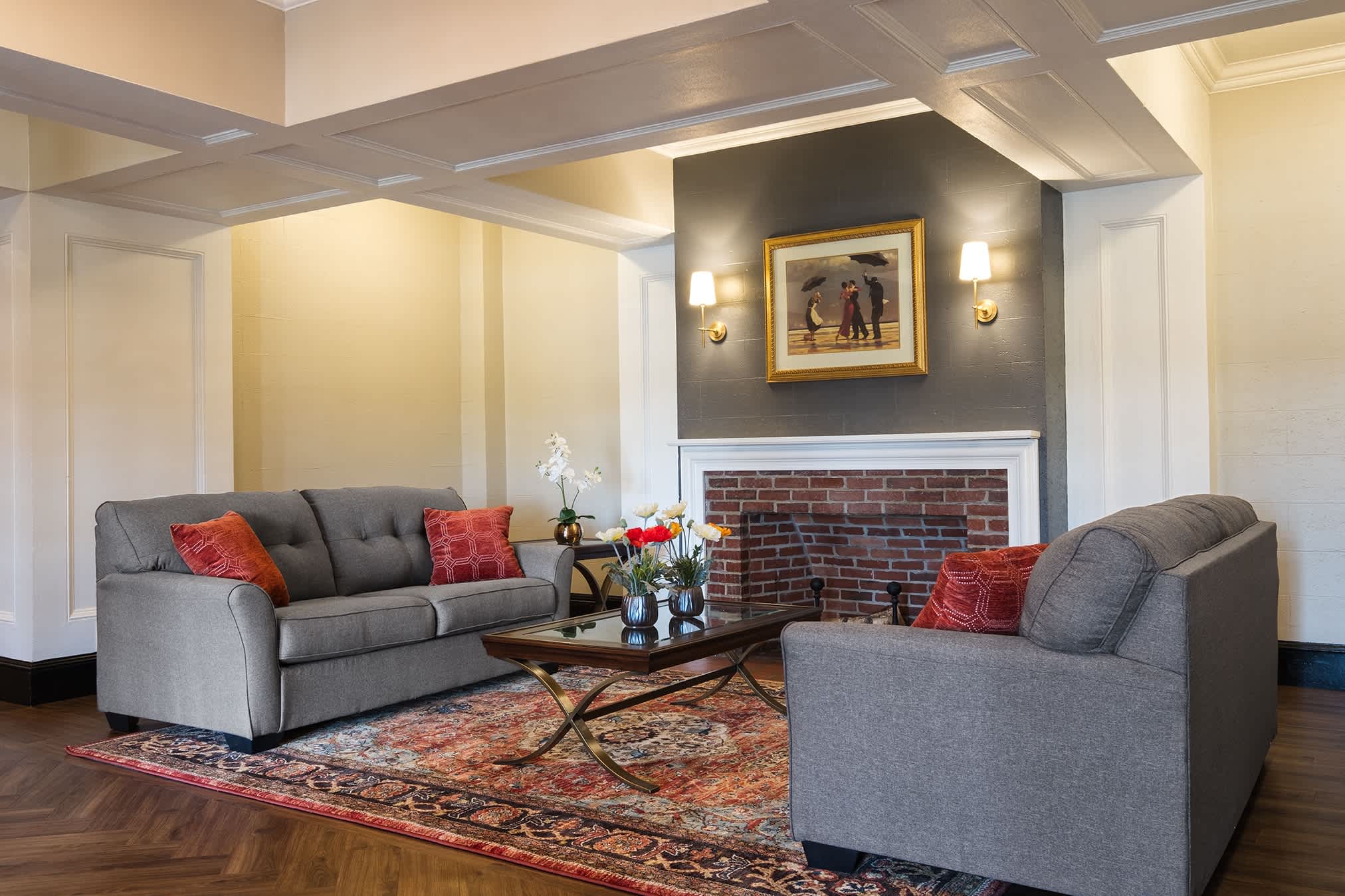 550 Belmont Street – photo 2