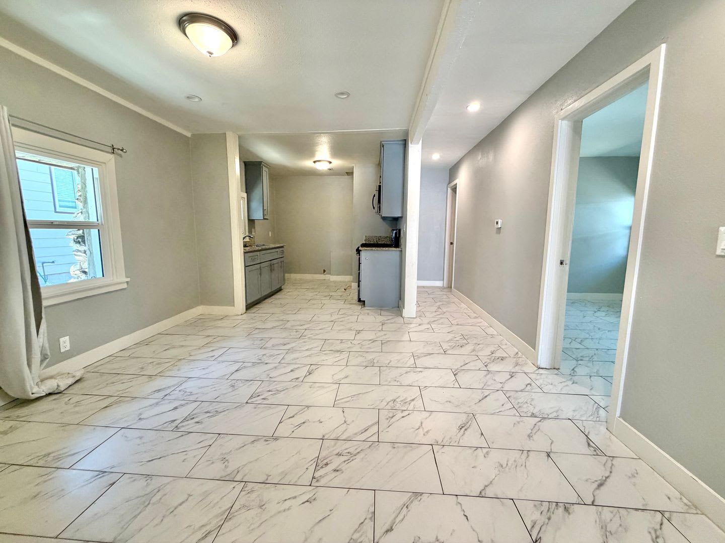Charming 2 bedroom 1 bathroom house in Thousand Oaks! – photo 5