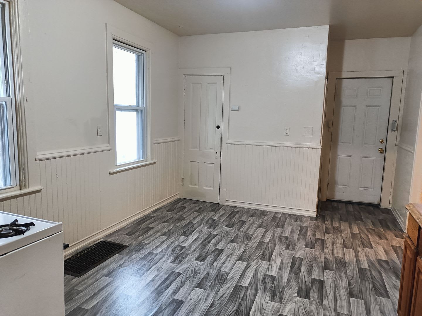 3 Bedroom Single Family Home – photo 5