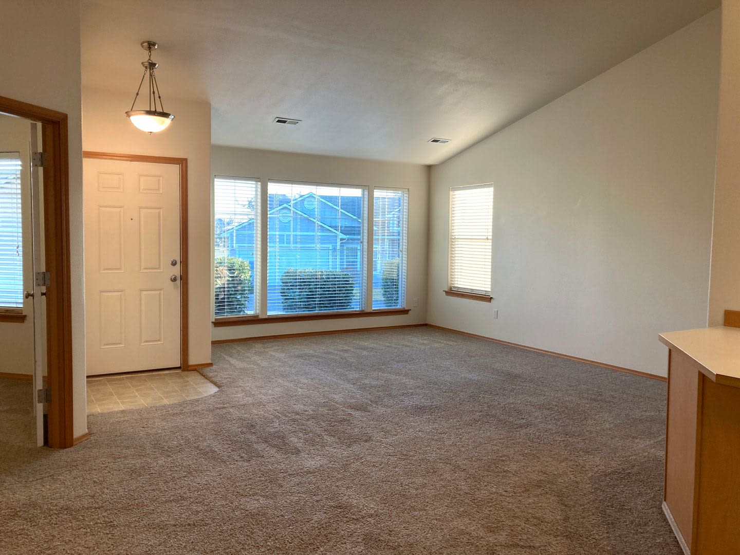 142 Berkshire Lane – photo 2