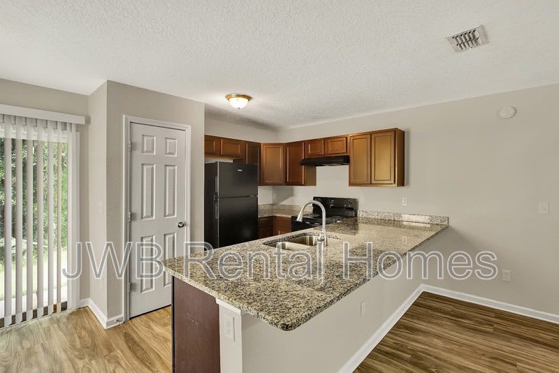 2813 Hidden Haven Rd – photo 3