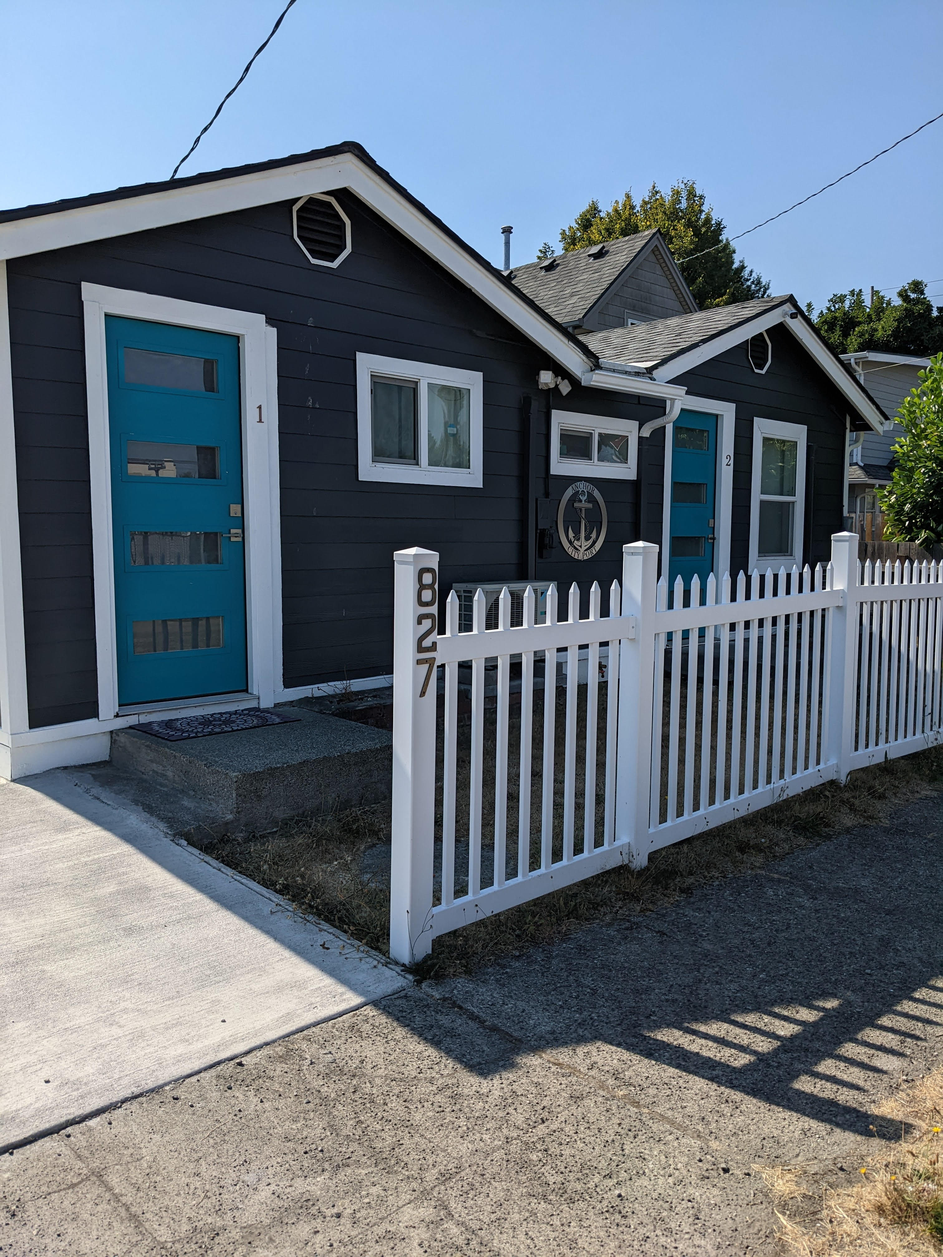827 10th St – photo 2