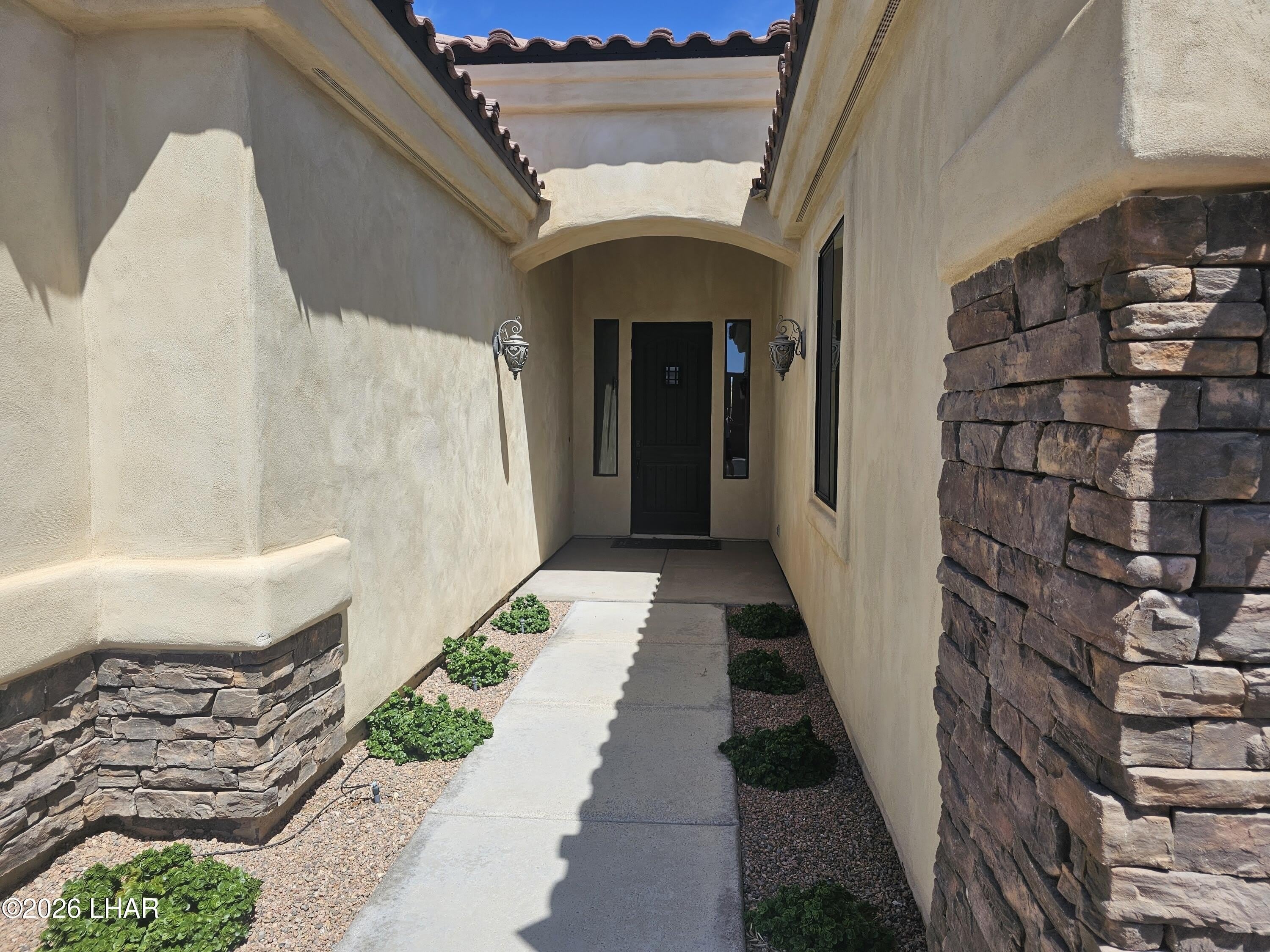 1977 E Troon Dr – photo 3