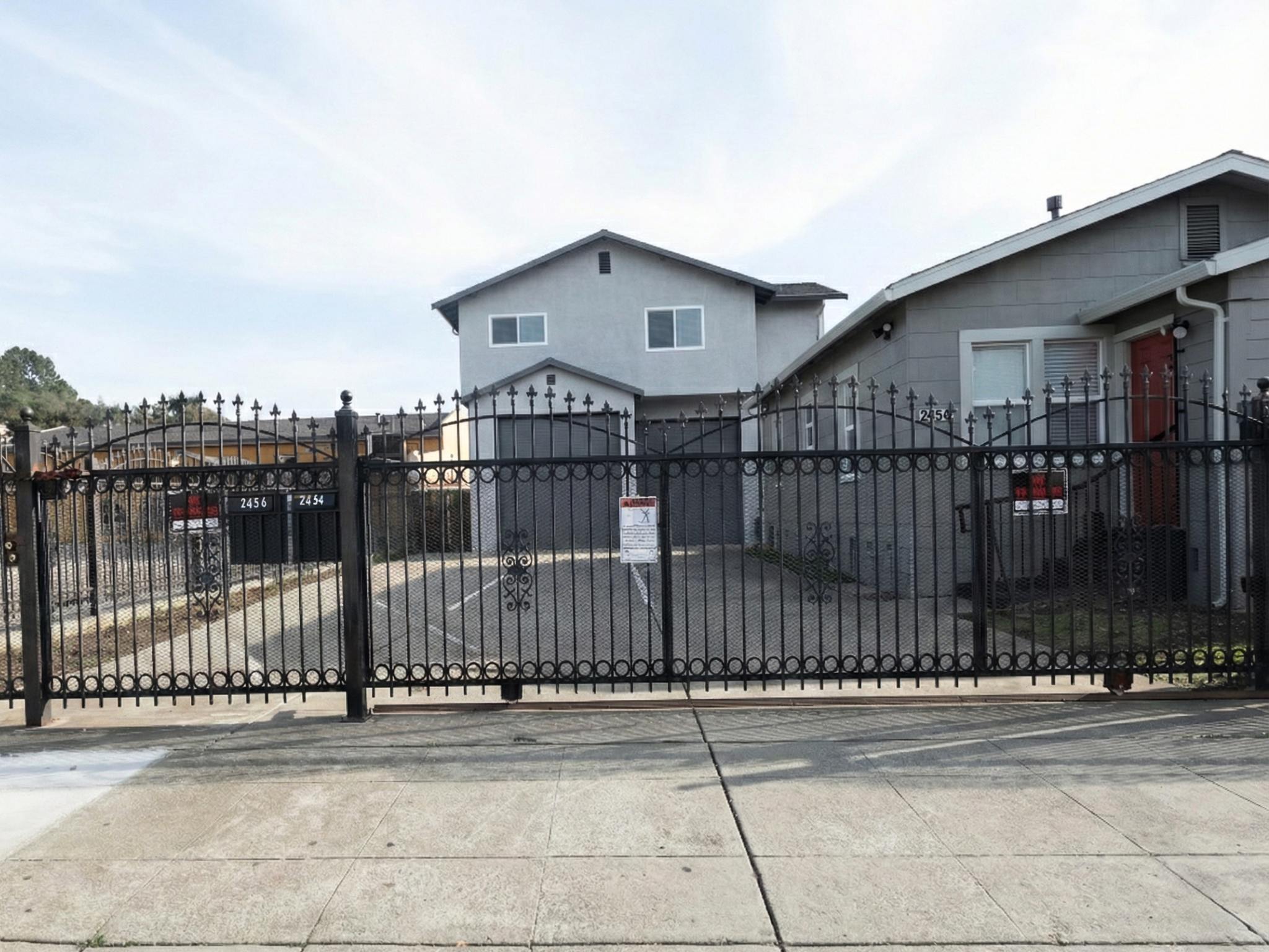 2456 88Th Avenue – photo 3