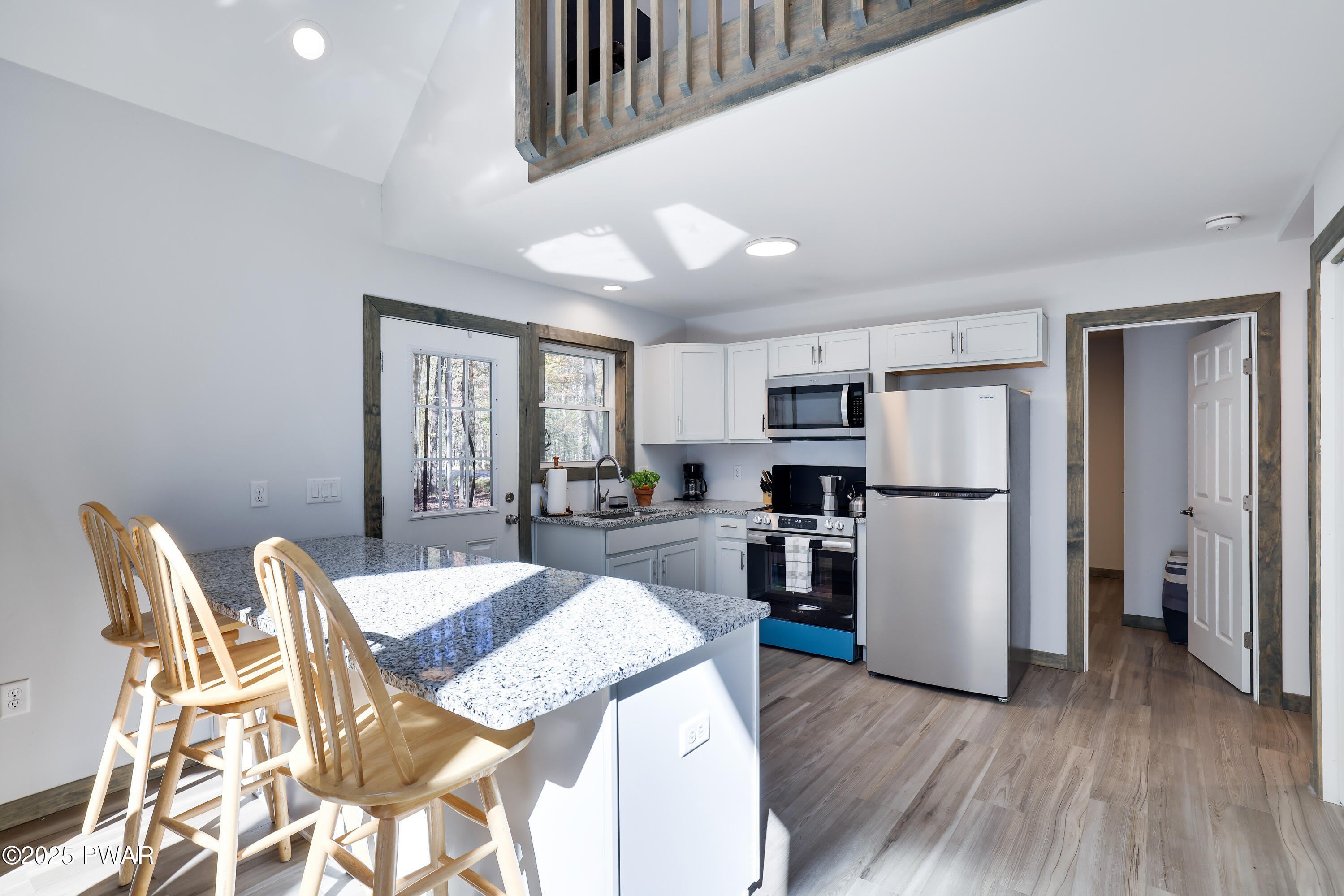 1121 Cobblewood Road – photo 3