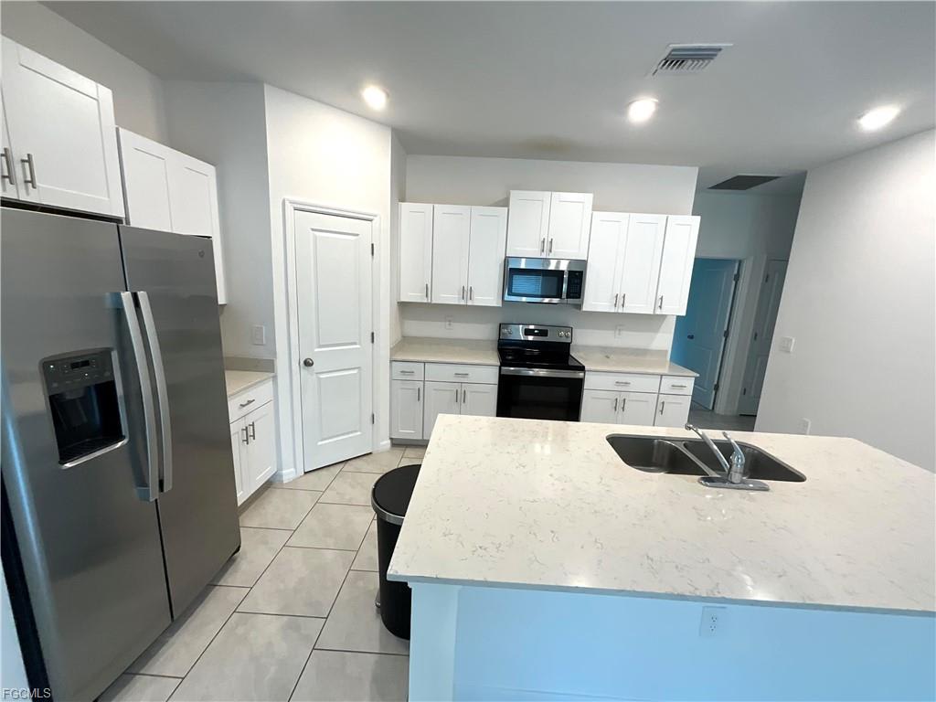 12245 Savanna Lakes Boulevard – photo 4