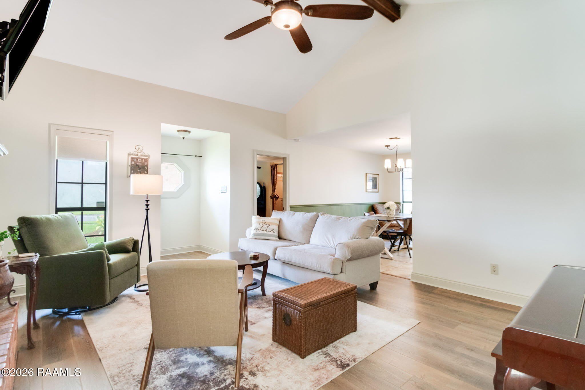 215 Sleepy Hollow Drive – photo 3