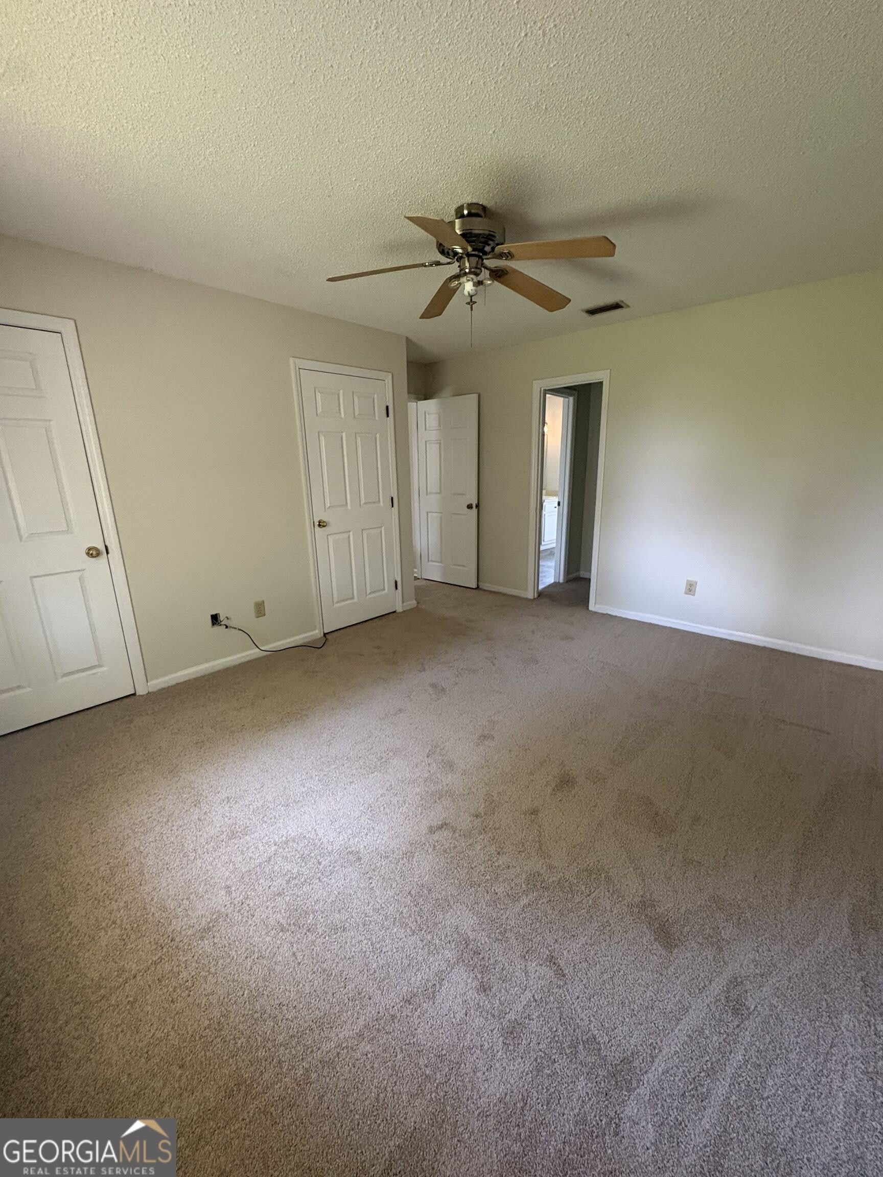 303 Holly Court – photo 4