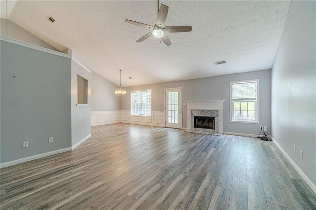 1617 Amhearst Walk Road – photo 3
