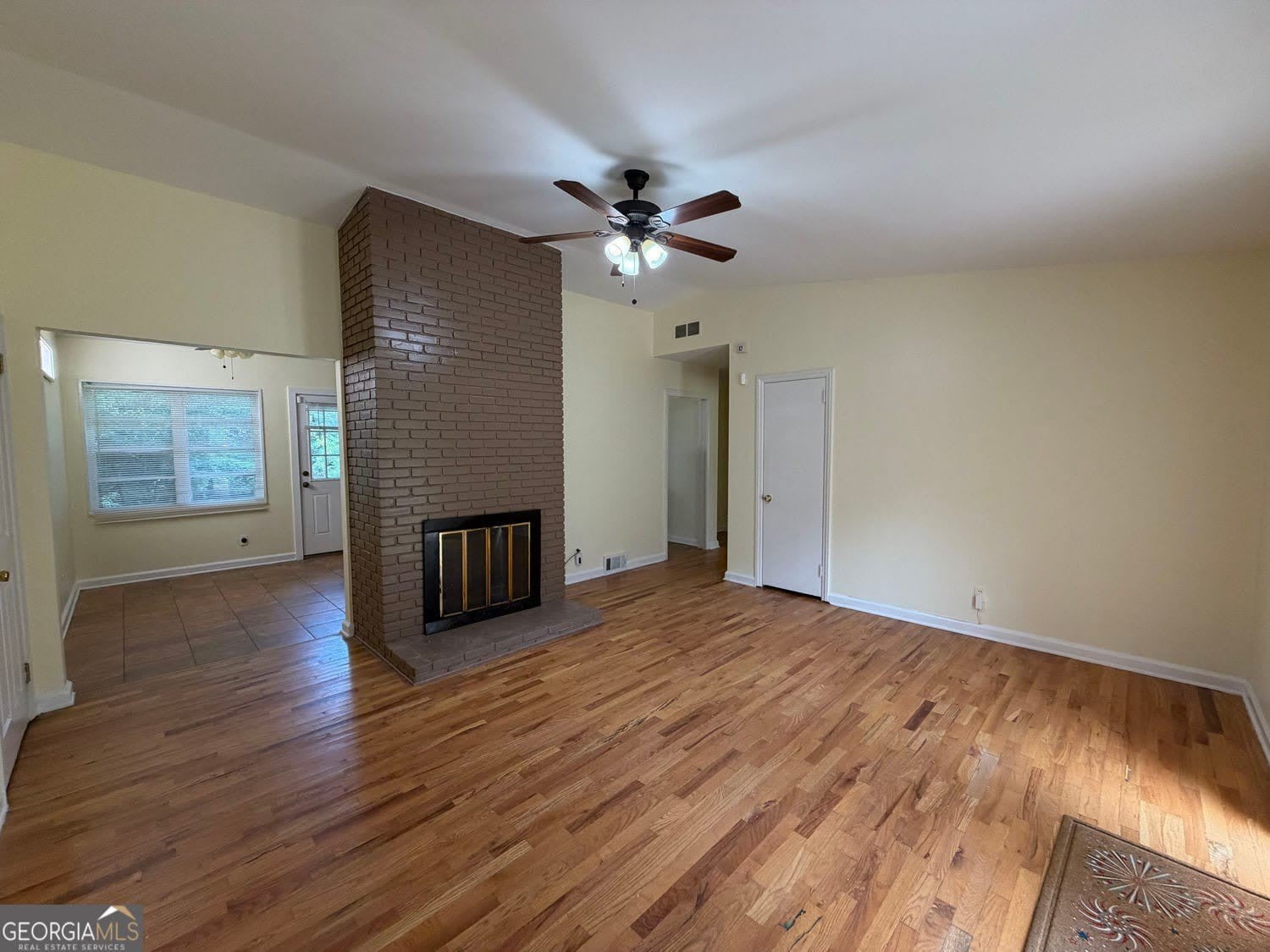 2720 Hollywood Drive – photo 3