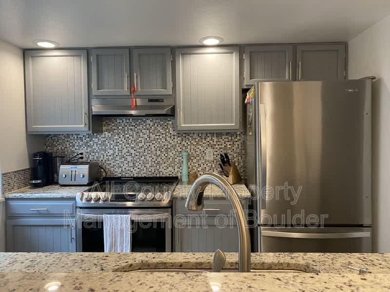 2982 Shady Hollow West – photo 5