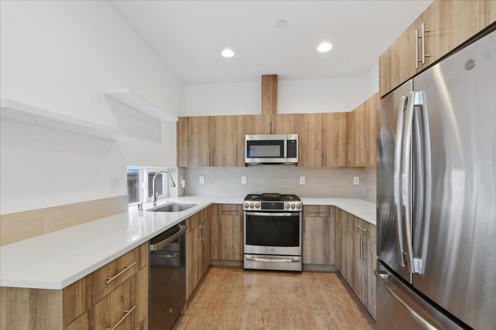 2Bd/2.25Ba Seattle Townhome – photo 5