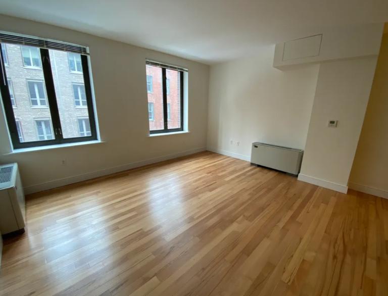 217 Front Street – photo 2