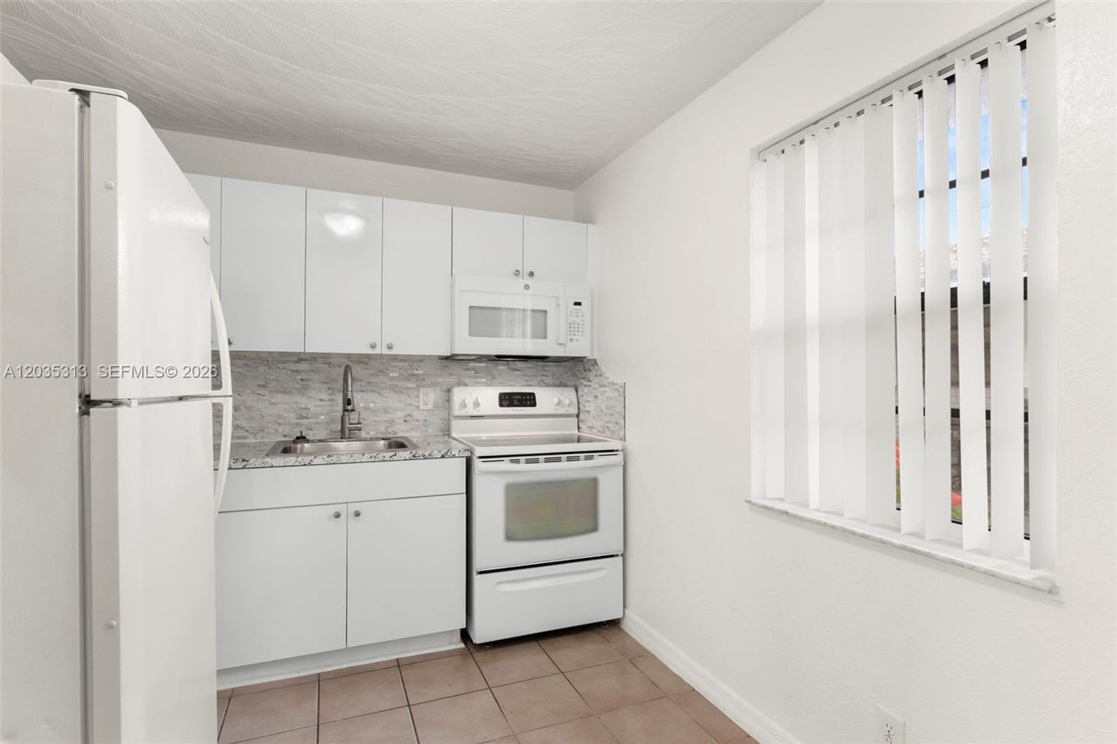 4120 SW 19th Street 1, West Park, FL 33023 – photo 2