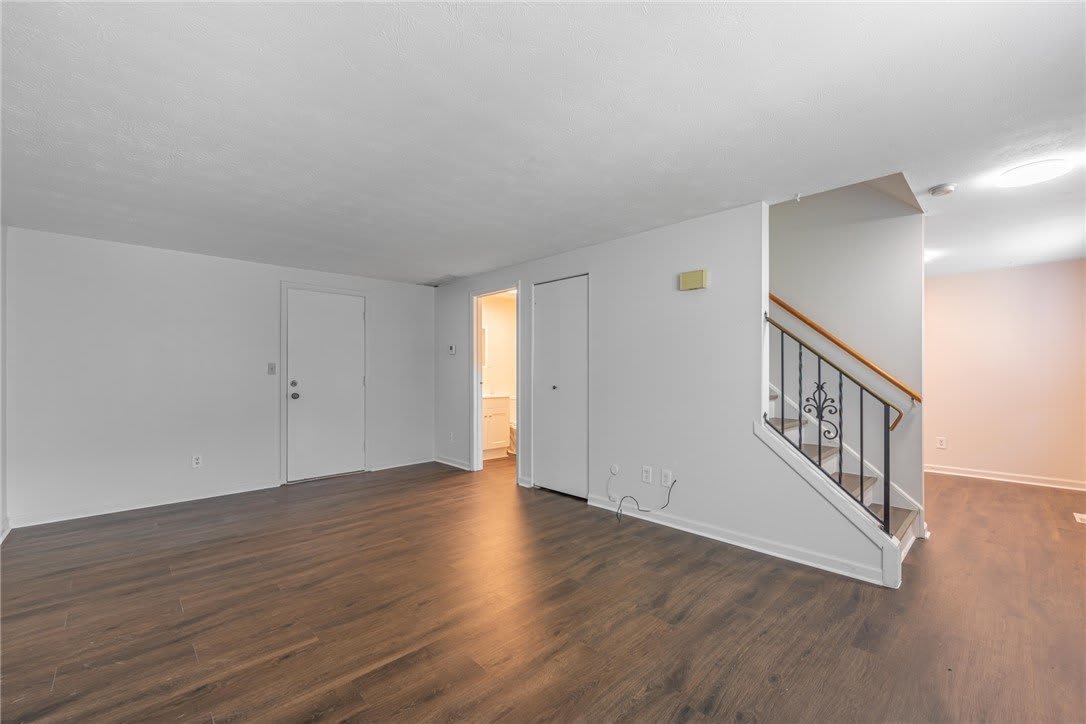 1643 Mars Hill Drive – photo 2