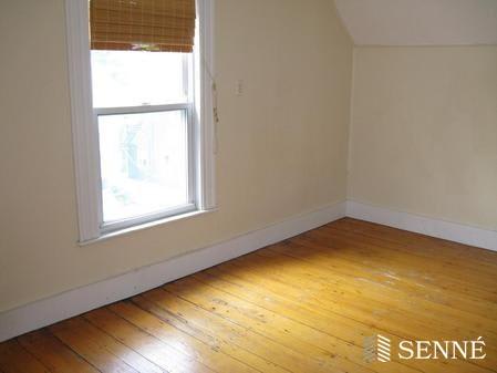 7 Forest St – photo 2