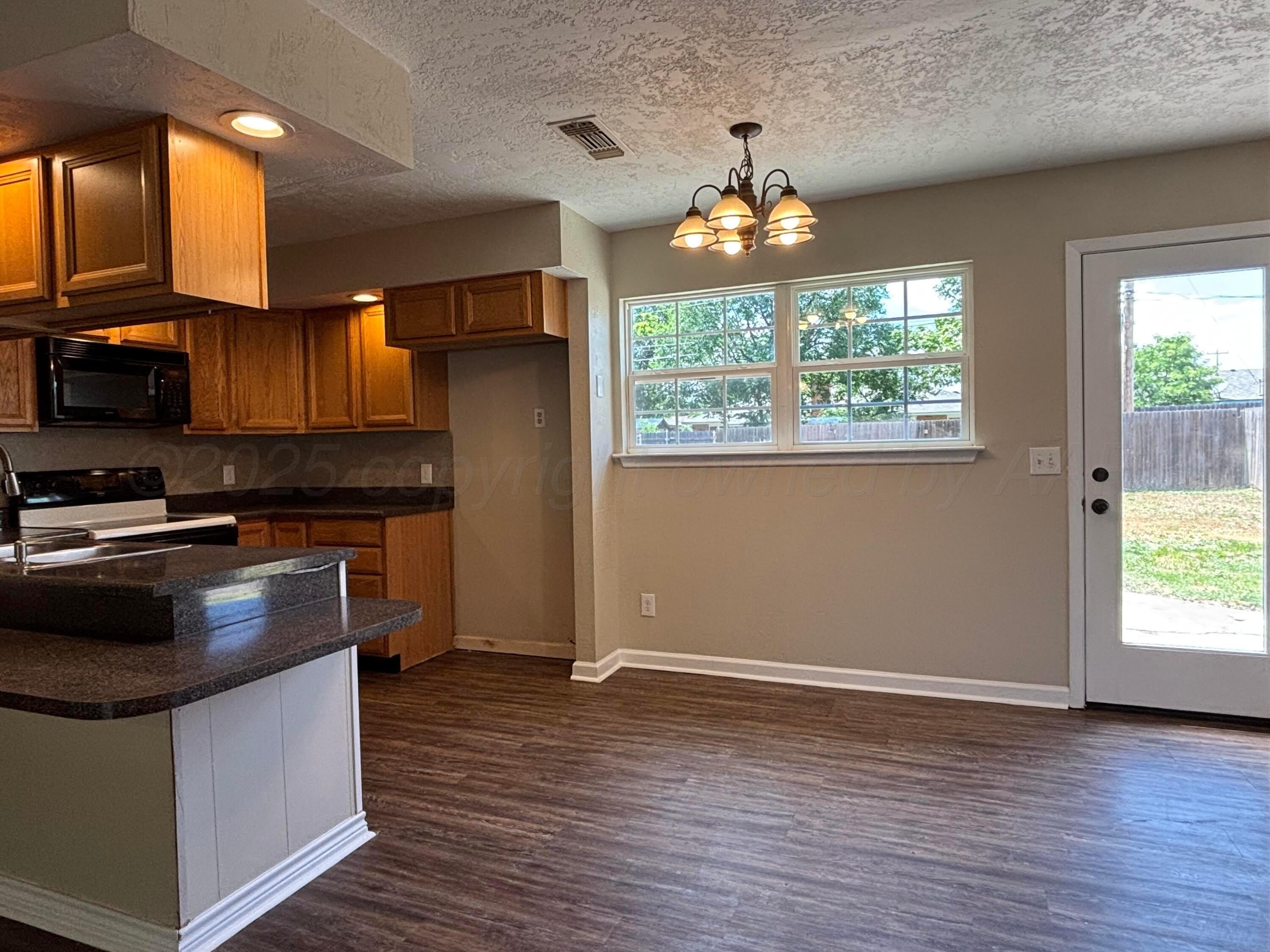 5102 BENTON Drive – photo 5