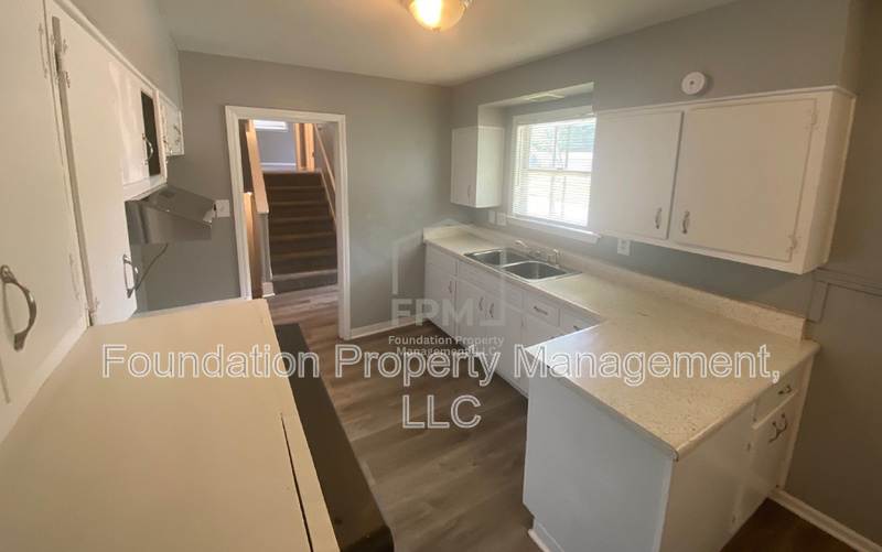2582 Capewood Drive – photo 4