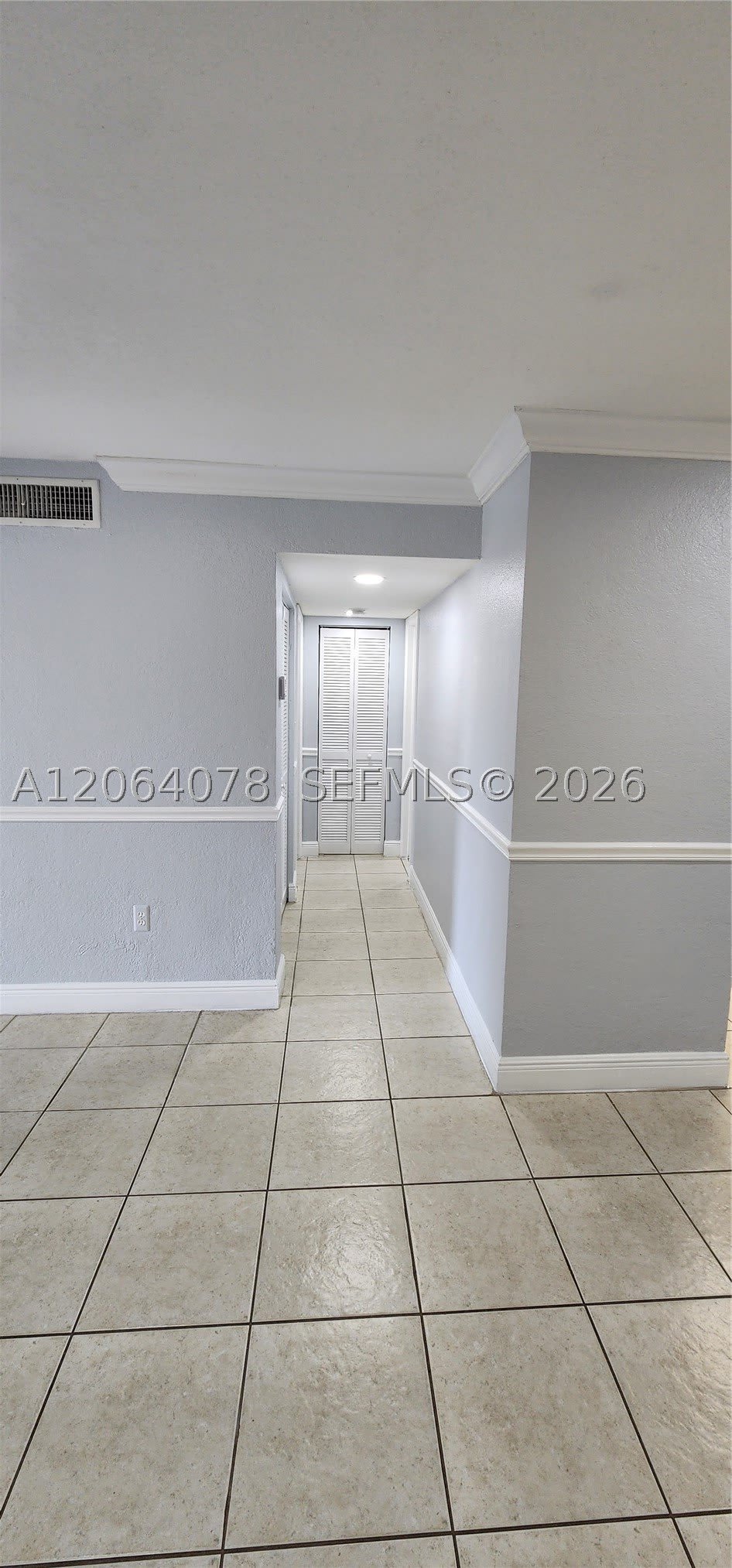 9405 SW 76th St – photo 5