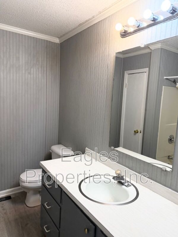 2803 Warrick Circle – photo 5
