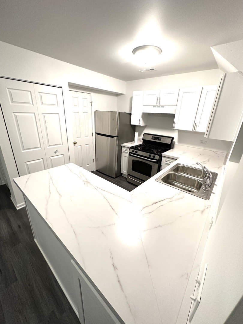 923 FOUR SEASONS Boulevard – photo 5