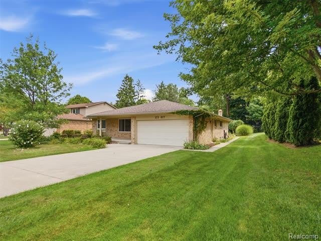 2387 Sanders Place – photo 3