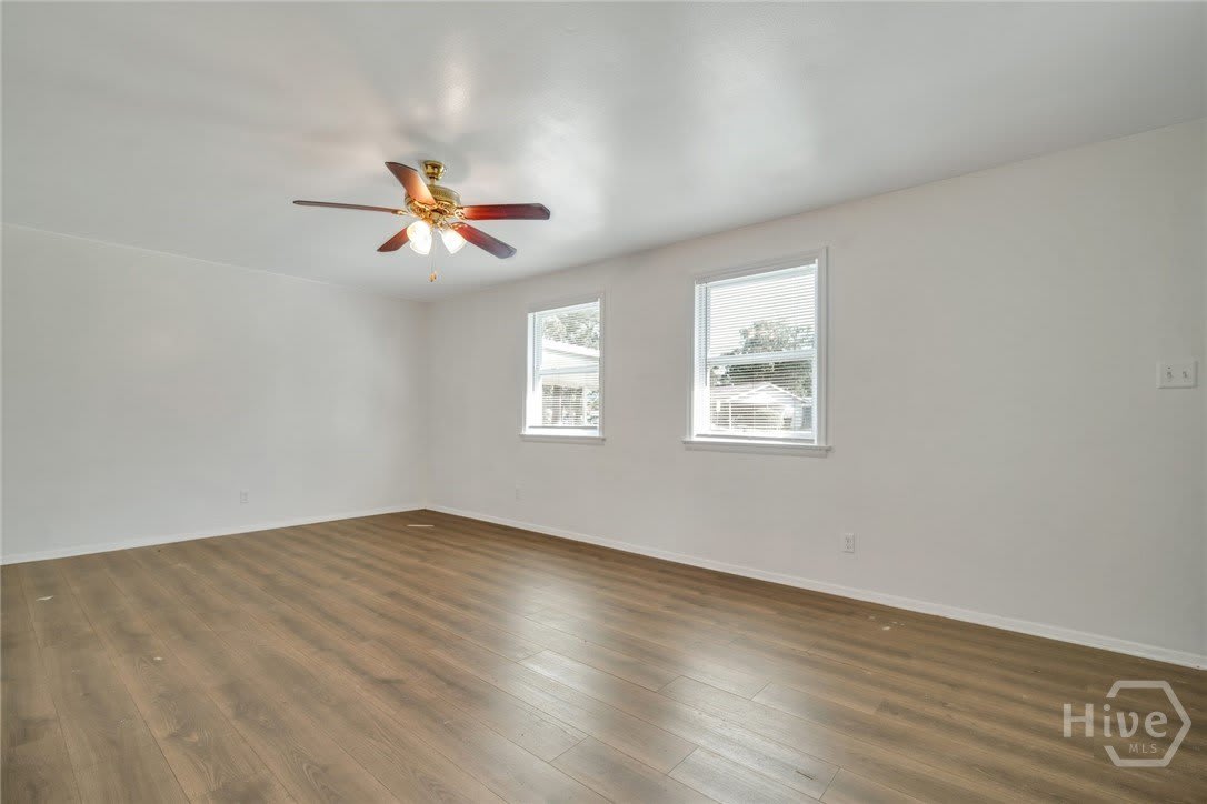 321 Byck Avenue – photo 5