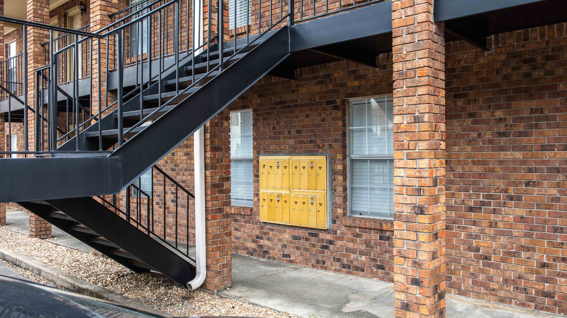 Hardy Manor Apartment Homes – photo 4
