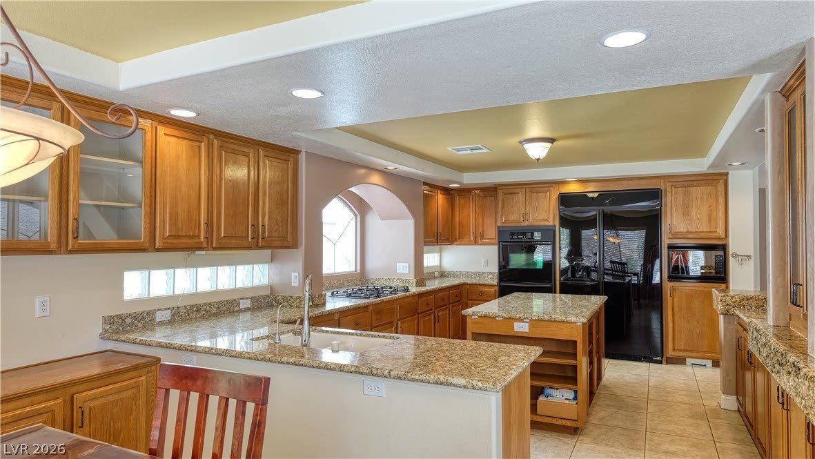 3924 Royal Scots Avenue – photo 4