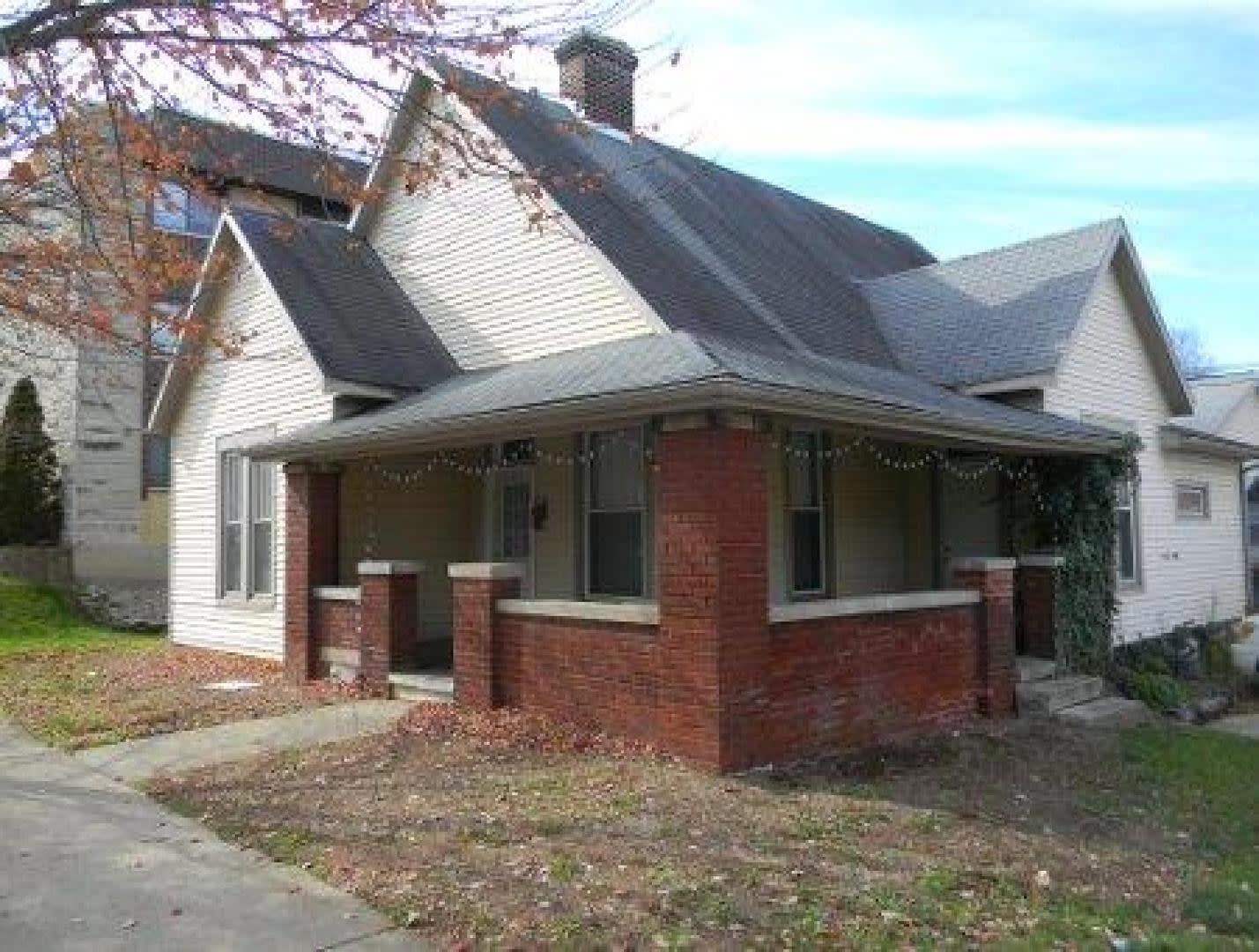416 S. Dunn – photo 2