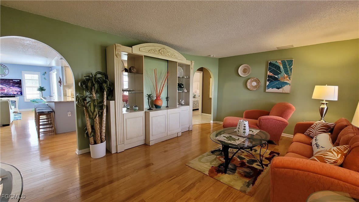 1126 SE 13th Terrace – photo 4