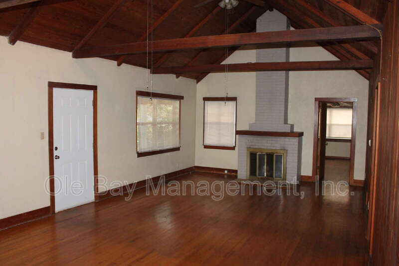 855 Azalea Rd – photo 3