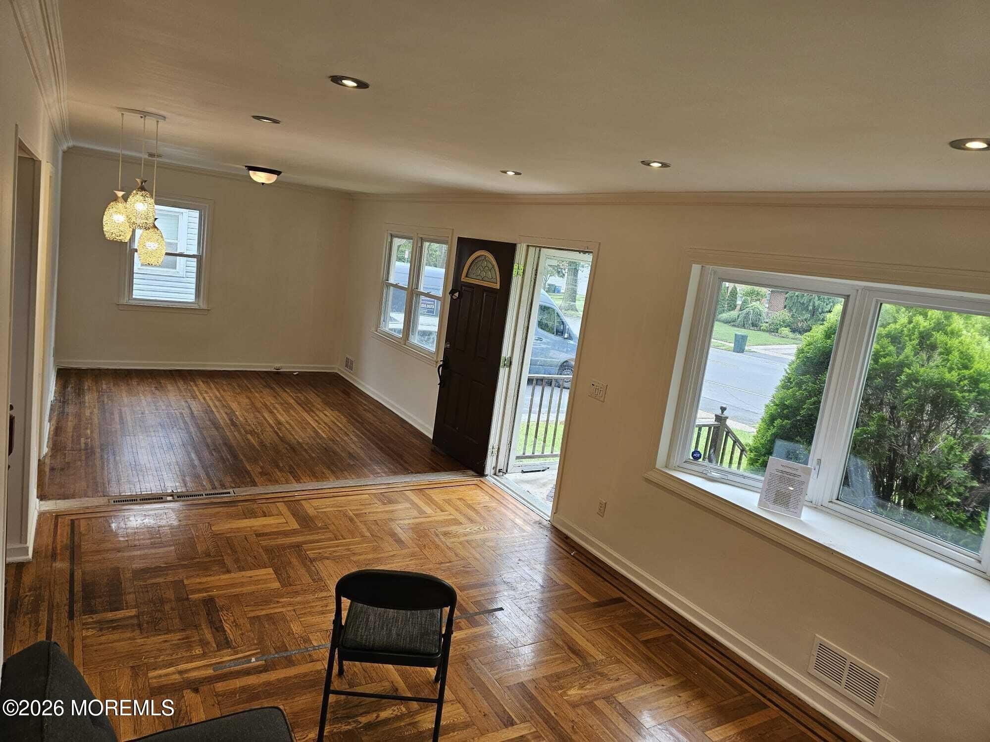 895 Madison Avenue – photo 3
