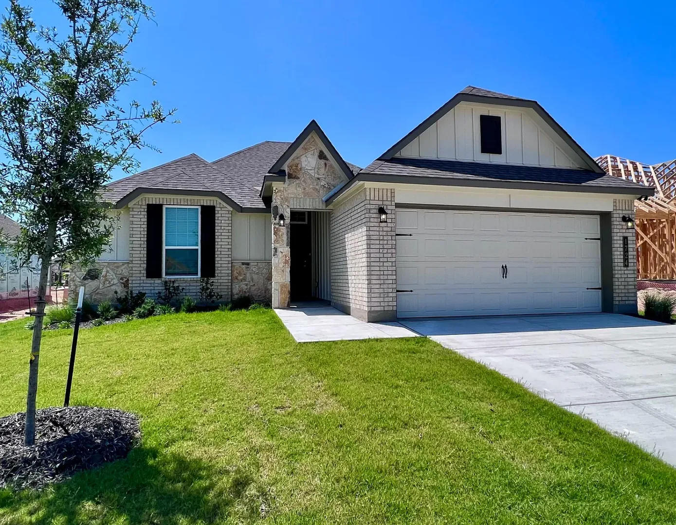 Beautiful 4 Bedroom Home In Temple S Desirable North Gate Community Spacious Layout Modern Comfort Prime Location – photo 2