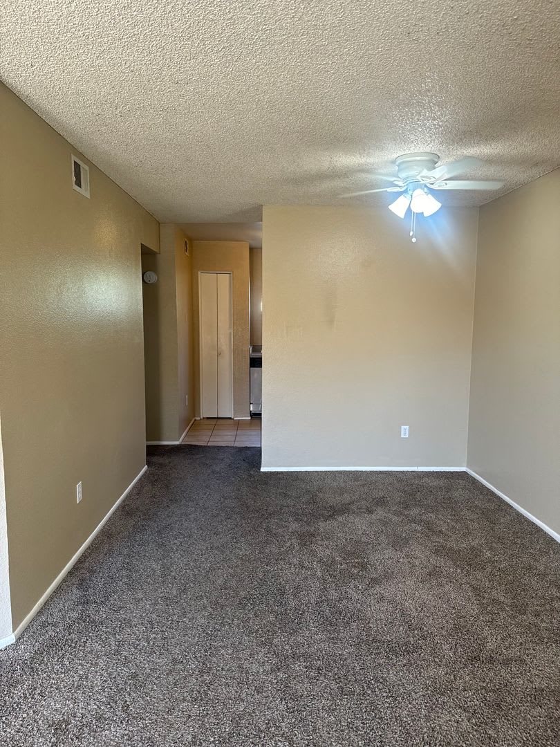 2 Bedroom Unit In Cactus Flats In Glendale – photo 4