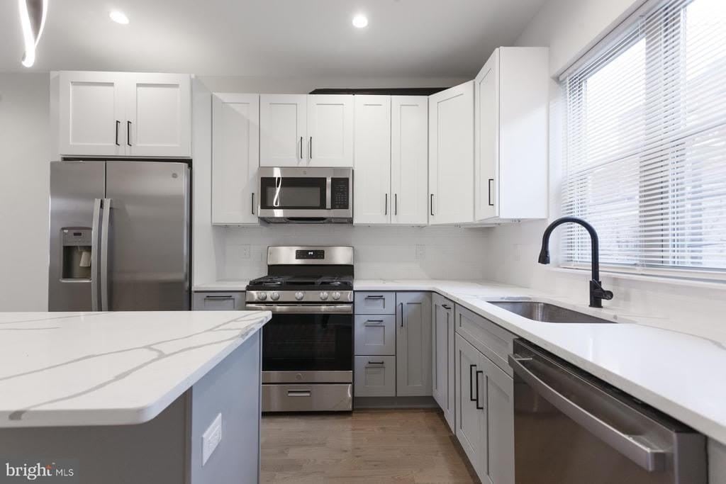 5126 MALCOLM STREET – photo 3