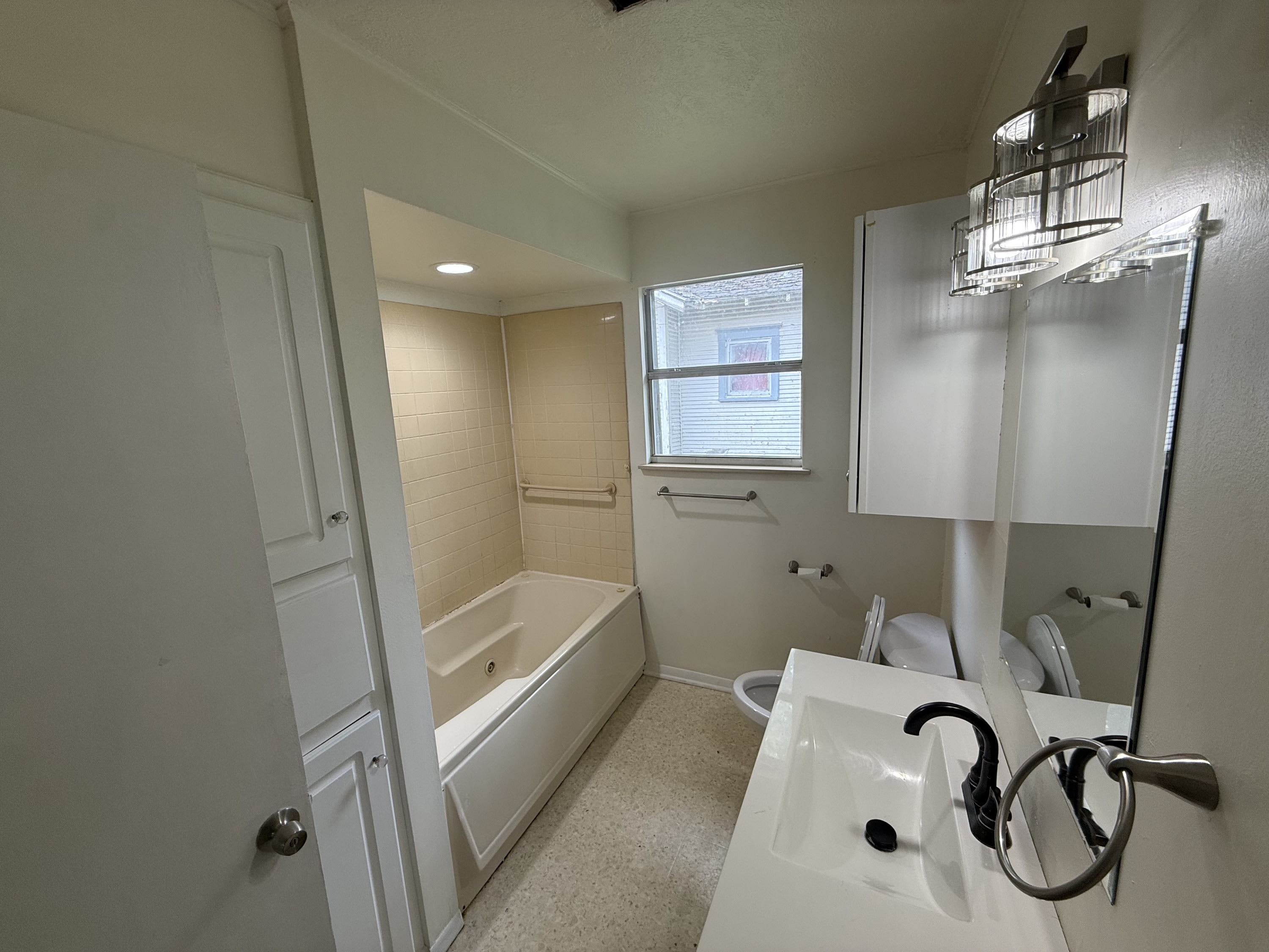 817 East 15Th Street – photo 5