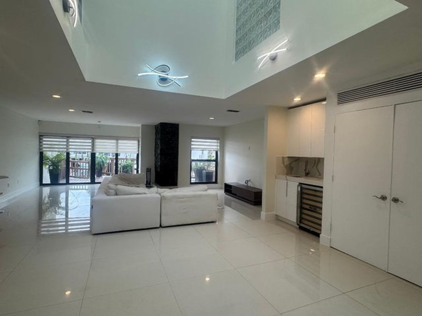 1127 BOCA COVE Lane, Highland Beach, FL 33487 – photo 4