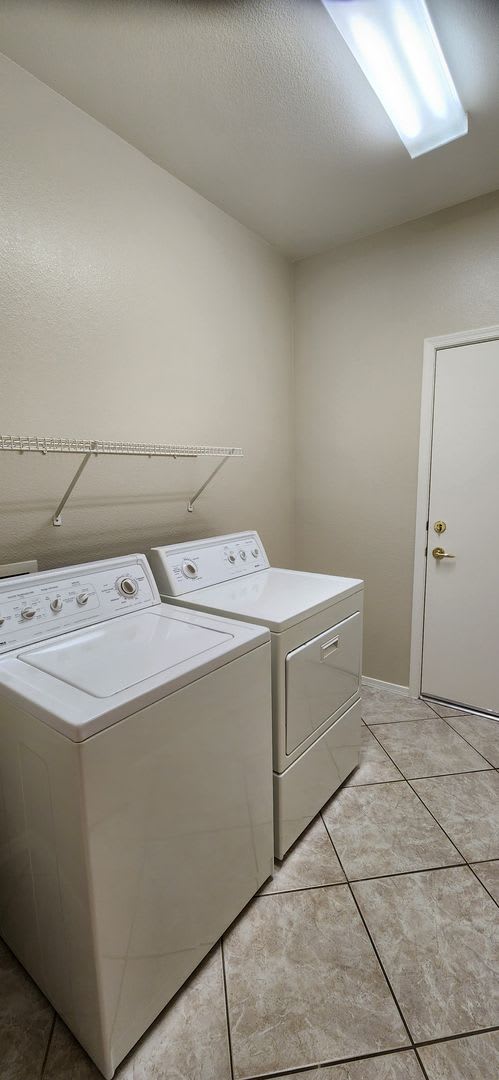 2 Bedroom Patio Home in Age Restricted Sun City Anthem – photo 4