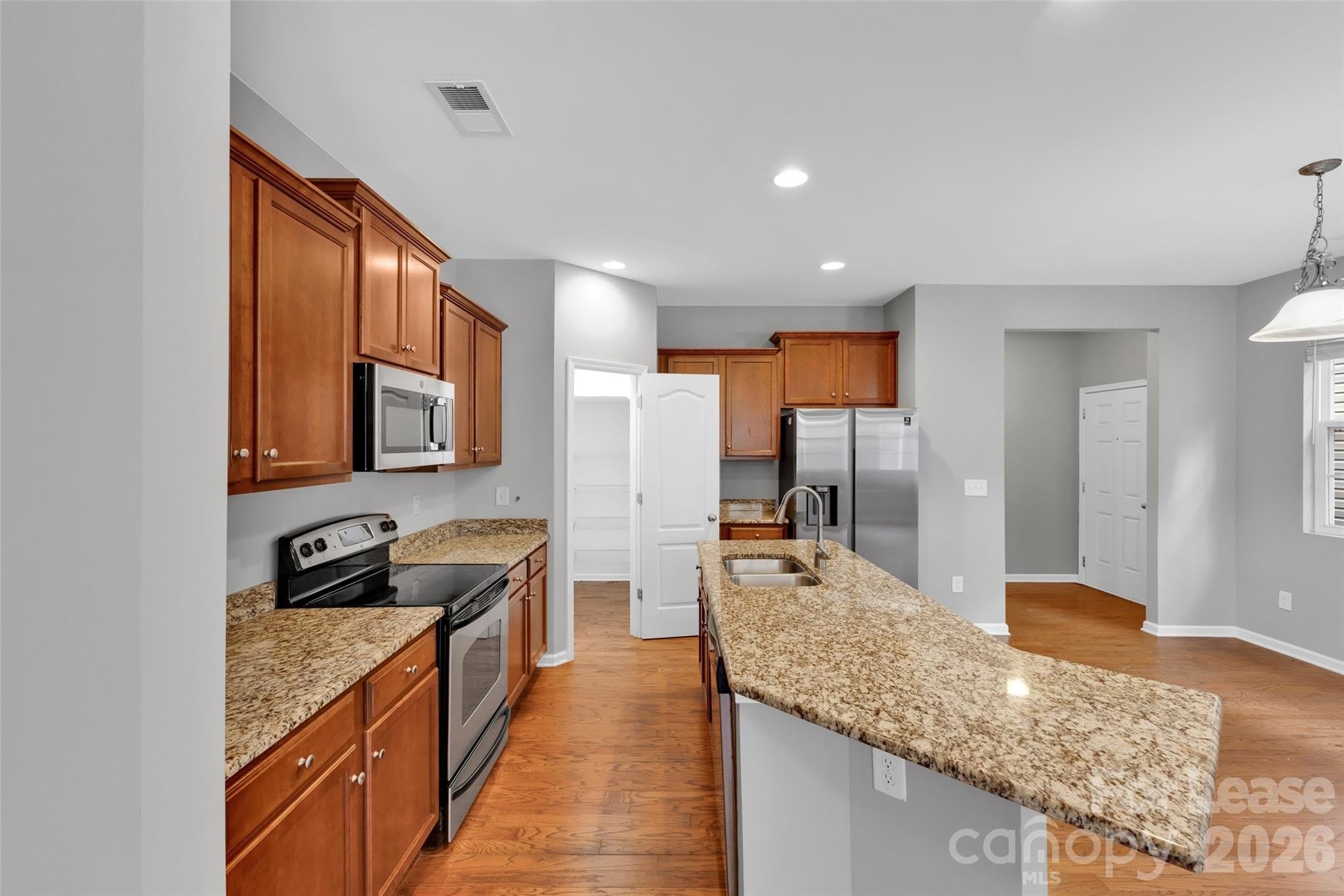 11228 Cedar Walk Lane – photo 5