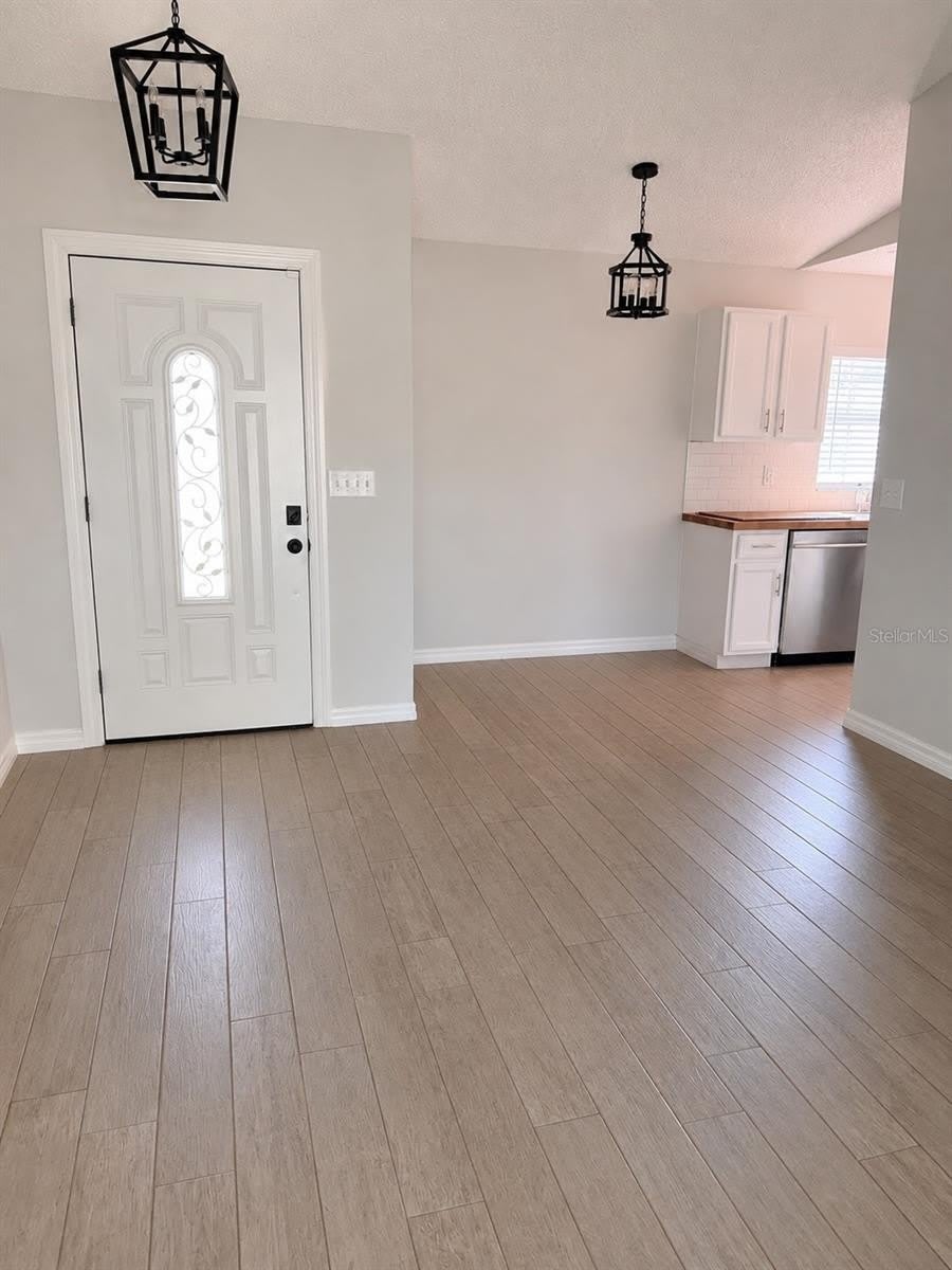 24 FELWOOD Lane – photo 2